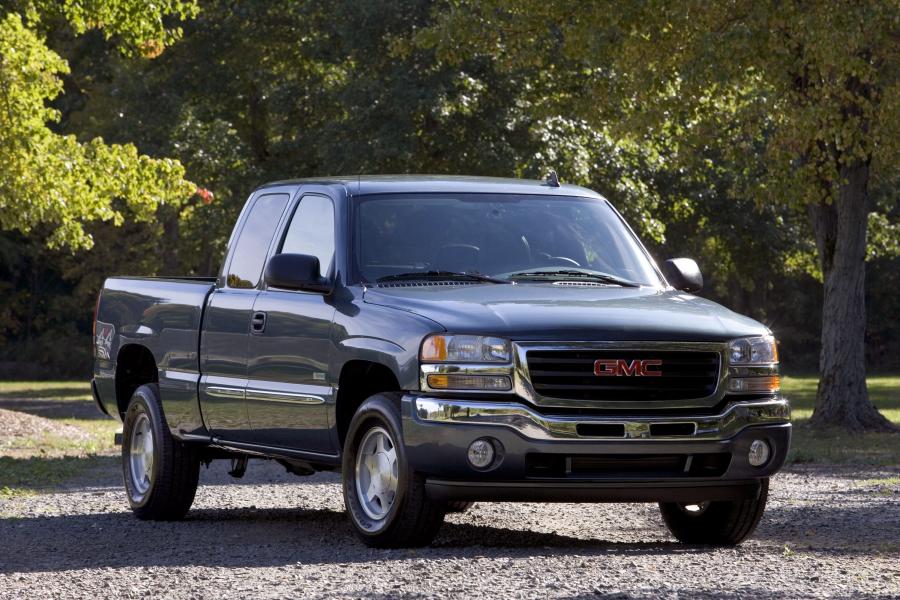  GMC Sierra Hybrid 2005 года  (фото 8 из 22)